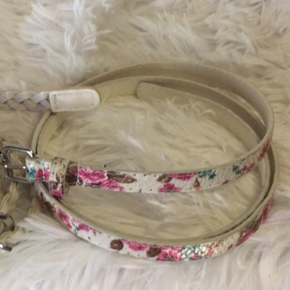 Large Skinny Floral Belt - Picture 6 of 6